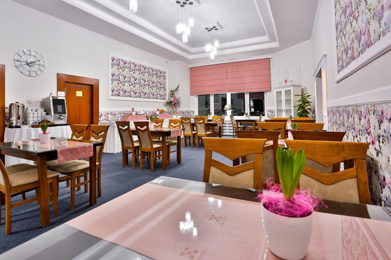 Hotel Wiosna Rabka-Zdrój Dış mekan fotoğraf